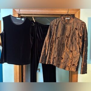 Lush pantsuit with jacket